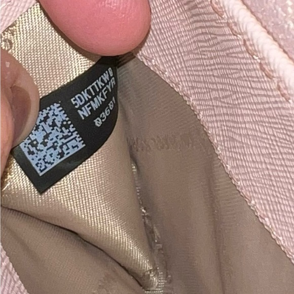 MICHAEL KORS JET SETTRAVEL LEATHER CONTINENTAL WALLET WRISTLET POWDER BLUSH $228 - Picture 9 of 11